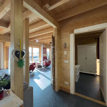 Haus Sina Casa vacanze Schillig